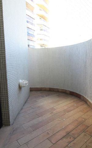Apartamento à venda com 230m², 3 quartos e 4 vagasVaranda