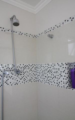 Apartamento à venda com 230m², 3 quartos e 4 vagasChuveiro