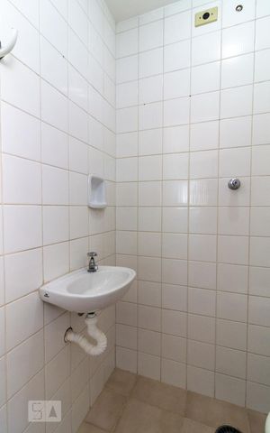 Apartamento para alugar com 70m², 2 quartos e 1 vagaBanheiro de Serviço