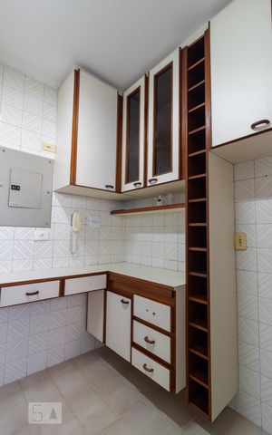 Apartamento para alugar com 70m², 2 quartos e 1 vagaCozinha