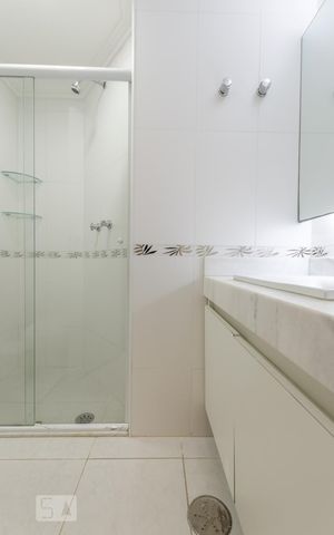 Apartamento para alugar com 70m², 3 quartos e 1 vagaBanheiro