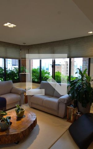 Apartamento à venda com 235m², 3 quartos e 4 vagas Apartamento à venda com 235m², 3 quartos e 4 vagasSala 2