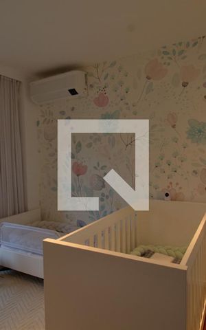 Apartamento à venda com 235m², 3 quartos e 4 vagas Apartamento à venda com 235m², 3 quartos e 4 vagasSuíte 1