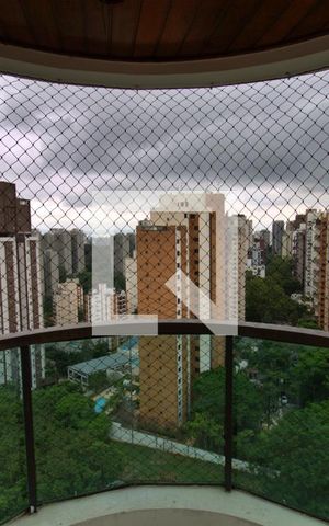 Apartamento à venda com 235m², 3 quartos e 4 vagas Apartamento à venda com 235m², 3 quartos e 4 vagasvaranda da Suíte 3