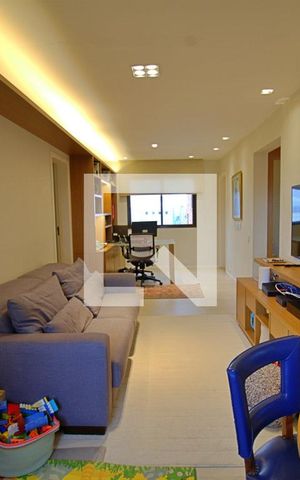 Apartamento à venda com 235m², 3 quartos e 4 vagas Apartamento à venda com 235m², 3 quartos e 4 vagasSala 3