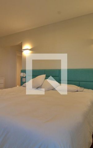 Apartamento à venda com 235m², 3 quartos e 4 vagas Apartamento à venda com 235m², 3 quartos e 4 vagasSuíte 3