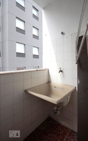 Apartamento para alugar com 55m², 1 quarto e sem vagaÁrea de Serviço