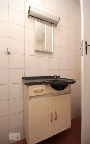 Apartamento para alugar com 55m², 1 quarto e sem vagaBanheiro