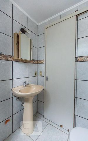 Apartamento à venda com 45m², 1 quarto e sem vaga Apartamento à venda com 45m², 1 quarto e sem vagaBanheiro
