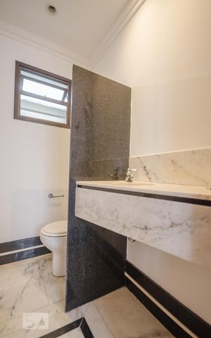 Apartamento à venda com 195m², 3 quartos e 2 vagas Apartamento à venda com 195m², 3 quartos e 2 vagasLAVABO