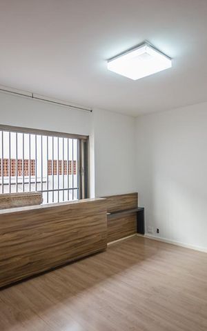 Apartamento à venda com 195m², 3 quartos e 2 vagas Apartamento à venda com 195m², 3 quartos e 2 vagasSUÍTE