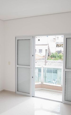 Casa à venda com 350m², 5 quartos e 4 vagas Casa à venda com 350m², 5 quartos e 4 vagasSuite