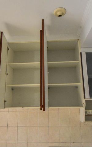 Apartamento à venda com 135m², 3 quartos e 2 vagas Apartamento à venda com 135m², 3 quartos e 2 vagasCozinha