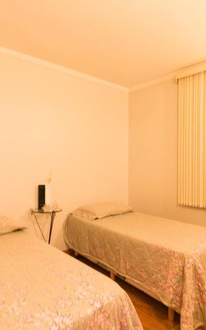 Apartamento à venda com 107m², 3 quartos e 2 vagasQuarto 2 