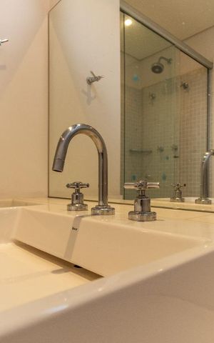 Apartamento para alugar com 127m², 2 quartos e 2 vagas Apartamento para alugar com 127m², 2 quartos e 2 vagasBanheiro Social - Detalhe