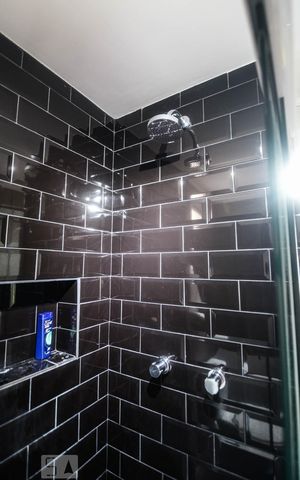 Apartamento à venda com 69m², 2 quartos e 1 vaga Apartamento à venda com 69m², 2 quartos e 1 vagaBanheiro da Suíte