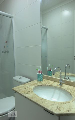 Apartamento à venda com 67m², 3 quartos e 1 vaga Apartamento à venda com 67m², 3 quartos e 1 vagaBanheiro