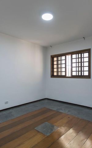 Casa para alugar com 160m², 2 quartos e 1 vaga1o. Andar - Sala
