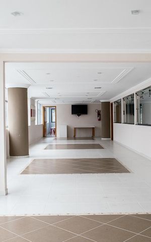 Apartamento à venda com 132m², 3 quartos e 2 vagas Apartamento à venda com 132m², 3 quartos e 2 vagasSALÃO FESTAS