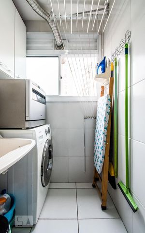 Apartamento à venda com 45m², 2 quartos e 1 vagaCozinha e Área de Serviço