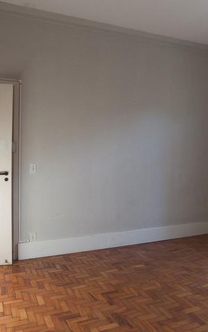 Casa à venda com 200m², 3 quartos e 4 vagas Casa à venda com 200m², 3 quartos e 4 vagasQuarto 2