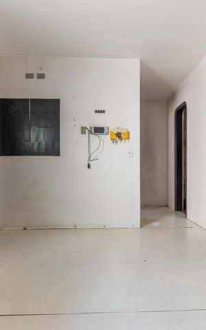 Casa à venda com 530m², 5 quartos e 5 vagas Casa à venda com 530m², 5 quartos e 5 vagasCozinha
