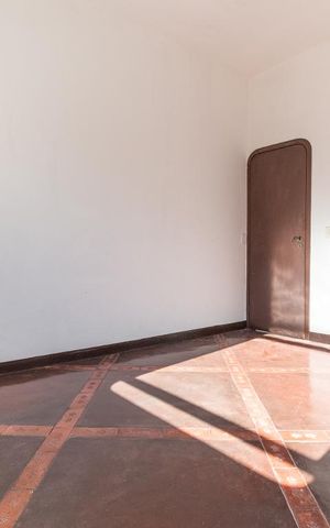 Casa à venda com 530m², 5 quartos e 5 vagas Casa à venda com 530m², 5 quartos e 5 vagasSuíte 3