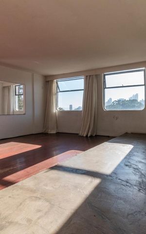 Casa à venda com 530m², 5 quartos e 5 vagas Casa à venda com 530m², 5 quartos e 5 vagasSala 1