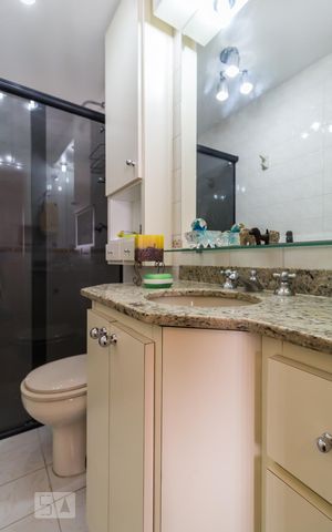 Apartamento para alugar com 65m², 2 quartos e 1 vaga Apartamento para alugar com 65m², 2 quartos e 1 vagaBanheiro suíte