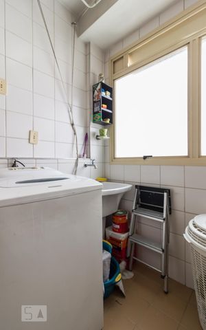 Apartamento para alugar com 65m², 2 quartos e 1 vaga Apartamento para alugar com 65m², 2 quartos e 1 vagaÁrea de serviço