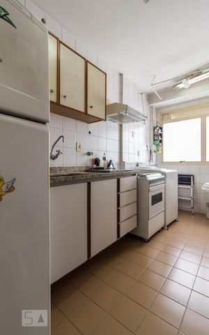 Apartamento para alugar com 65m², 2 quartos e 1 vaga Apartamento para alugar com 65m², 2 quartos e 1 vagaCozinha