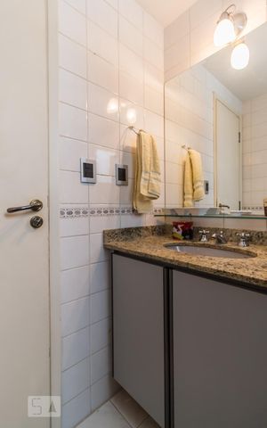 Apartamento para alugar com 65m², 2 quartos e 1 vaga Apartamento para alugar com 65m², 2 quartos e 1 vagaBanheiro