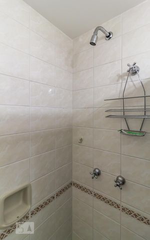 Apartamento para alugar com 65m², 2 quartos e 1 vaga Apartamento para alugar com 65m², 2 quartos e 1 vagaBanheiro suíte