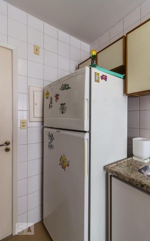 Apartamento para alugar com 65m², 2 quartos e 1 vaga Apartamento para alugar com 65m², 2 quartos e 1 vagaCozinha