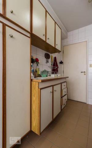 Apartamento para alugar com 65m², 2 quartos e 1 vaga Apartamento para alugar com 65m², 2 quartos e 1 vagaCozinha
