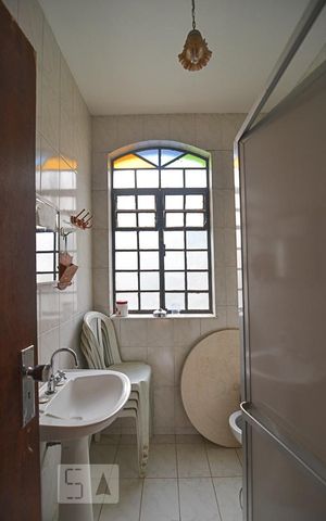 Casa para alugar com 450m², 7 quartos e 3 vagasBanheiro  serviço