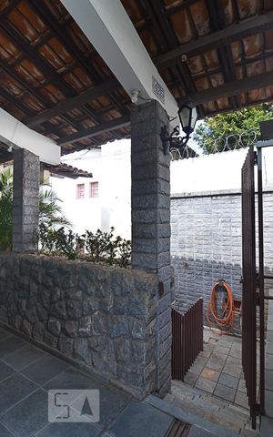 Casa para alugar com 450m², 7 quartos e 3 vagasEntrada Lateral casa