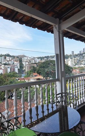 Casa para alugar com 450m², 7 quartos e 3 vagasVaranda
