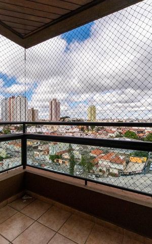Apartamento à venda com 130m², 3 quartos e 2 vagas Apartamento à venda com 130m², 3 quartos e 2 vagasSacada Quarto 1