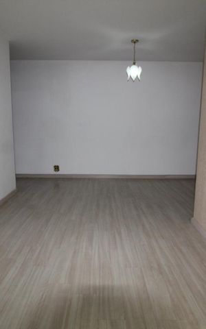 Apartamento para alugar com 70m², 2 quartos e 1 vagaSala