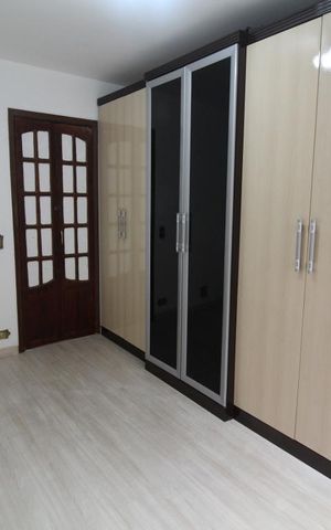 Apartamento para alugar com 70m², 2 quartos e 1 vagaQuarto 1 armarios