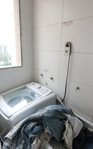 Apartamento para alugar com 64m², 2 quartos e 1 vagaArea de serviço