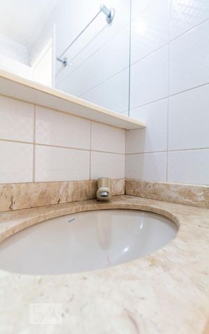 Apartamento à venda com 57m², 2 quartos e 1 vagaBanheiro Social