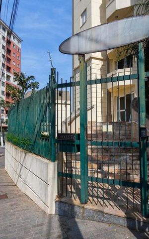 Apartamento à venda com 57m², 2 quartos e 1 vagaFachada