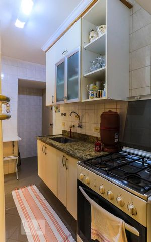 Apartamento para alugar com 70m², 3 quartos e 1 vaga Apartamento para alugar com 70m², 3 quartos e 1 vagaCozinha - Armários