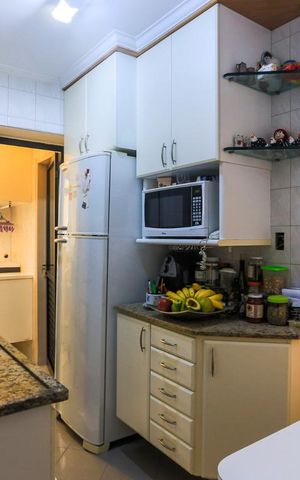 Apartamento para alugar com 70m², 3 quartos e 1 vaga Apartamento para alugar com 70m², 3 quartos e 1 vagaCozinha - Armários