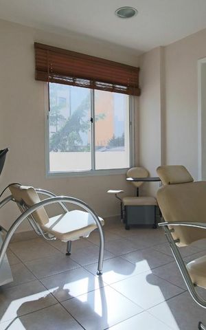 Apartamento à venda com 48m², 2 quartos e 1 vaga Apartamento à venda com 48m², 2 quartos e 1 vagaBeauty Salon