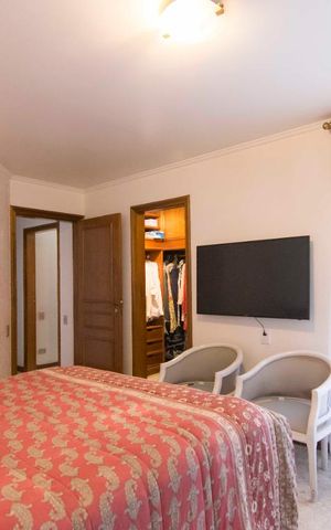 Apartamento à venda com 400m², 4 quartos e 5 vagasSuíte 3