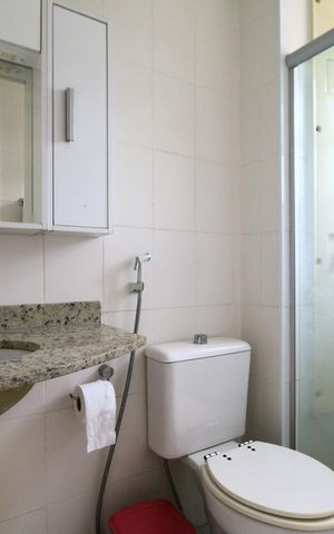 Apartamento à venda com 77m², 2 quartos e 1 vagaBanheiro Social