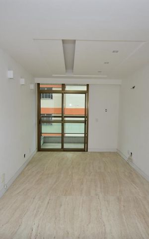 Apartamento à venda com 165m², 3 quartos e 2 vagasSala 1